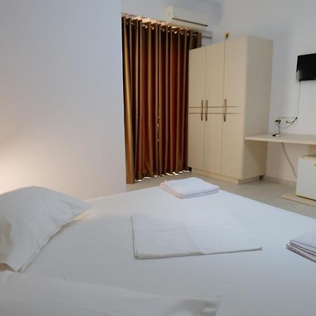 Saranda Inn Rooms & Apartments Luaran gambar