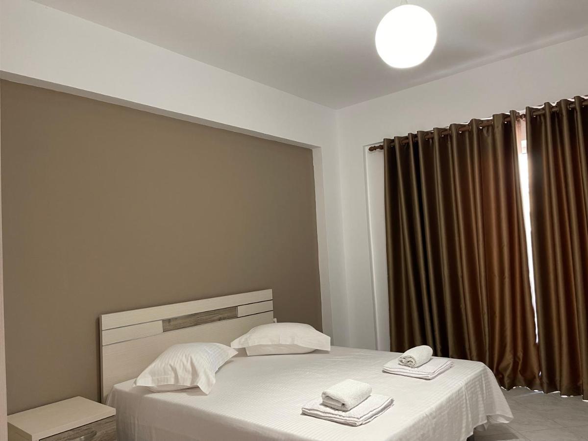 Saranda Inn Rooms & Apartments Luaran gambar