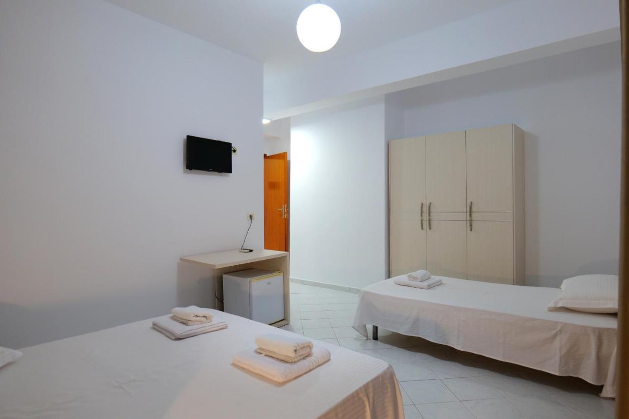 Saranda Inn Rooms & Apartments Luaran gambar